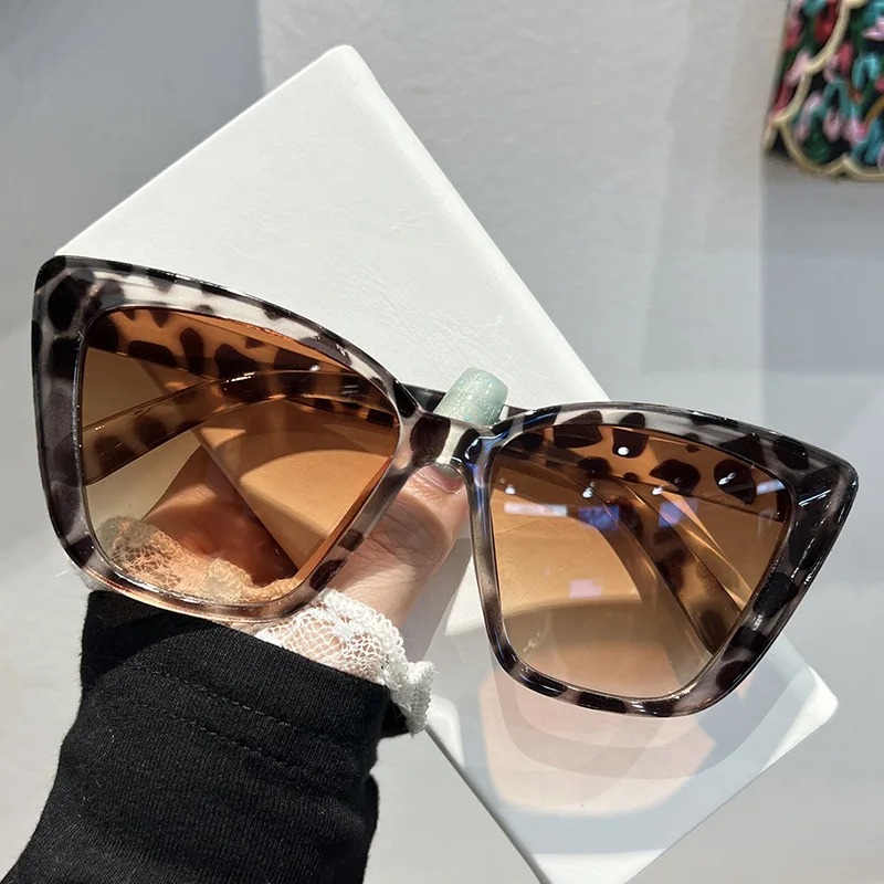Trendy Cat Eye Sunglasses for  - огляд і ціна Sunglasses Cat Eye